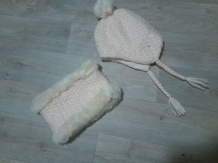 Bonnet et tour de coup rose tape à l'oeil 18 mois 24 mois neuf fille hiver