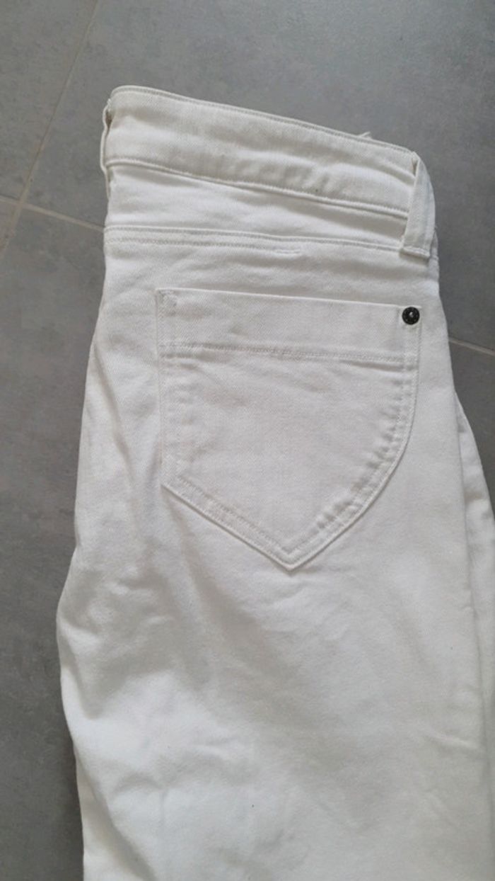 Jean blanc - photo numéro 3