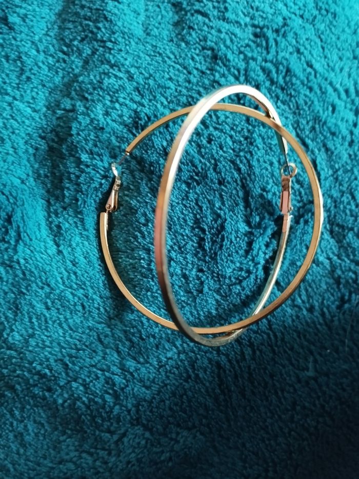 Grandes créoles dorées - photo numéro 4