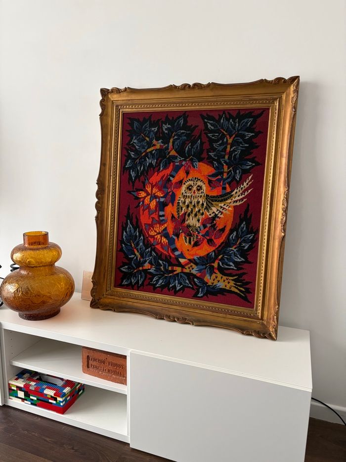 Très grand canevas chouette vintage année 70 selon Jean Lurçat encadrement bois et plâtre - photo numéro 6