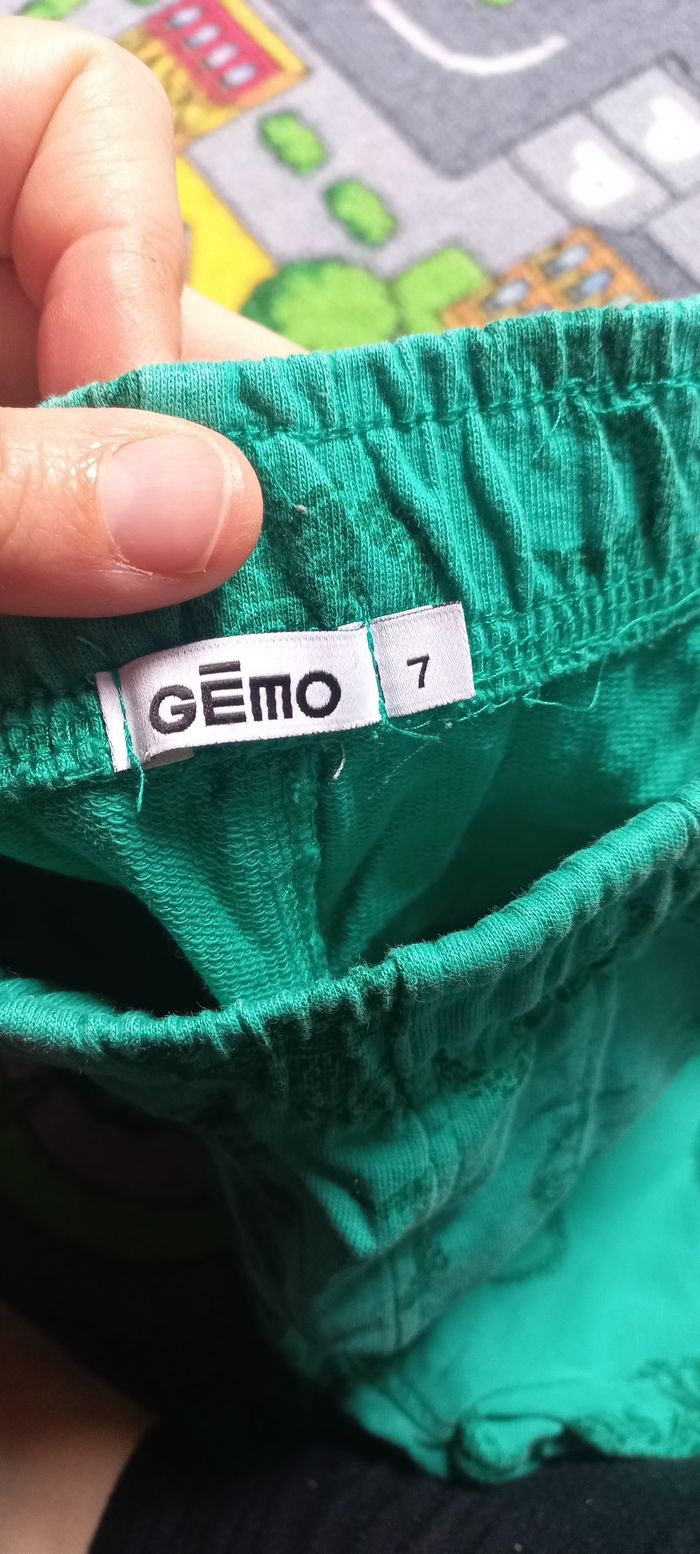 Short Gemo 7 ans - photo numéro 2