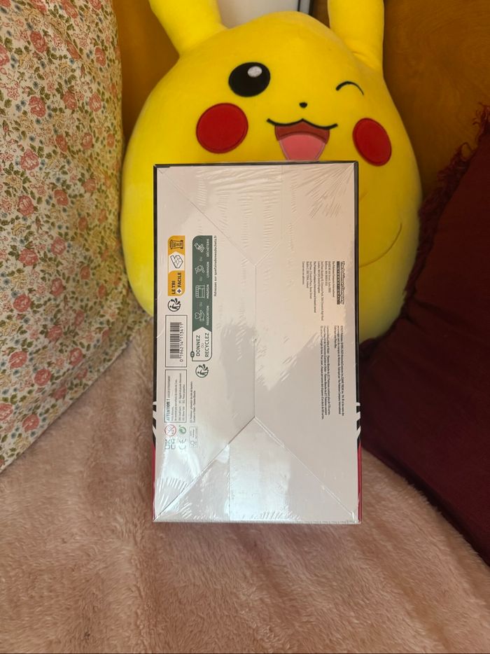 Pokémon Display Bundle Flamme Blanche EV10.5 FR🇫🇷 neuf et scellé - photo numéro 3