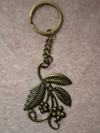 Porte clé feuilles fleurs