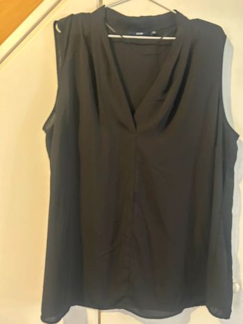 Blouse fluide sans manches