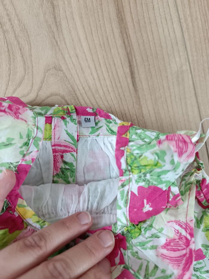 Lot 2 robes fleuris 6 mois fille - photo numéro 4