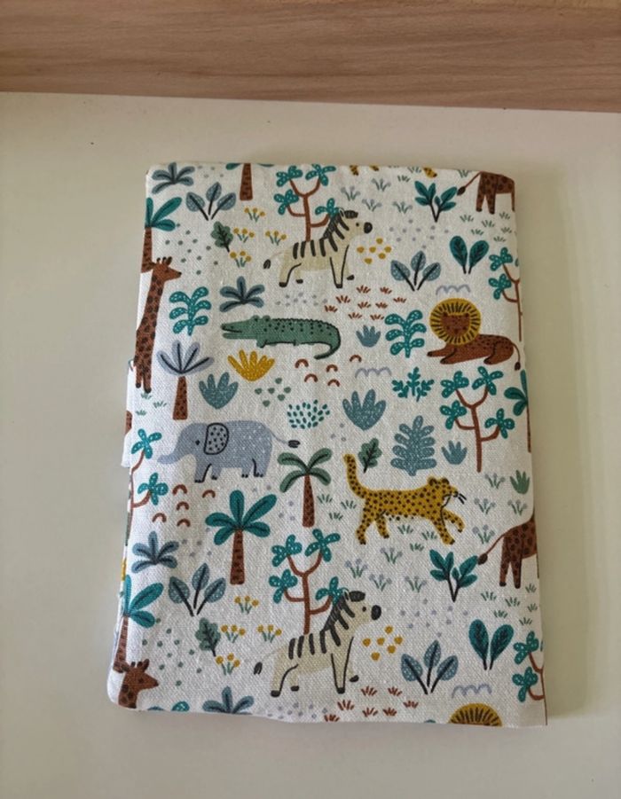 Protège carnet de santé thème Jungle - photo numéro 2