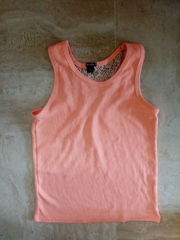 Débardeur à dentelle