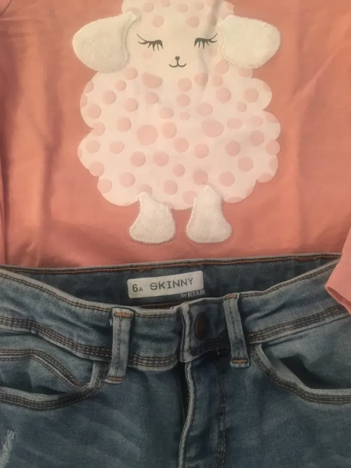 Haut- jean- chaussures fille 5-6 ans - photo numéro 3
