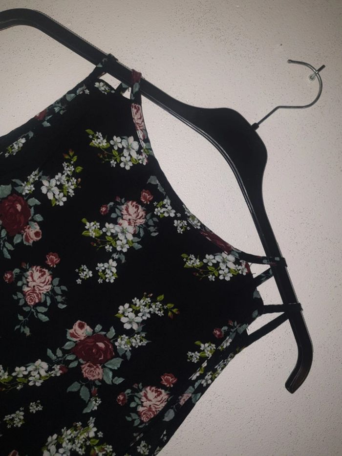 Top court fleuri - photo numéro 3