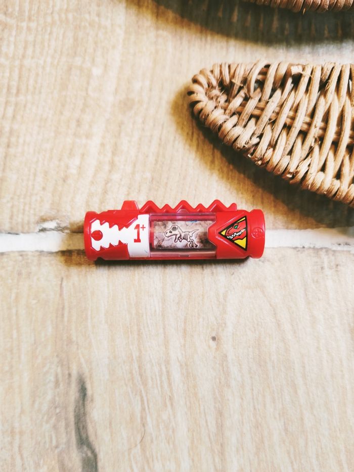 🦕 Power rangers dino charge Energem-dino chargeur n° + 1 rouge blanche Tyrannosaure - photo numéro 2