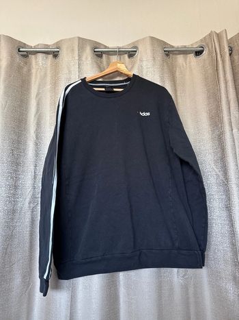Sweat Adidas noir à bandes blanches – Taille L – Bon état