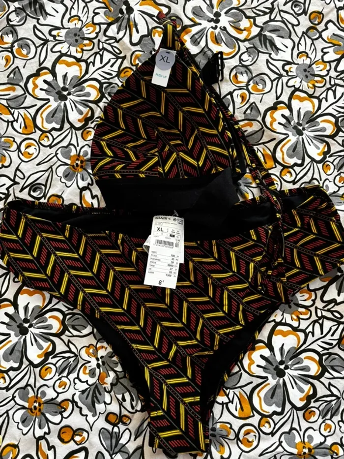 Maillot de bain taille XL neuf avec étiquette - photo numéro 3