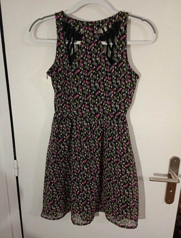 Robe courte - photo numéro 2