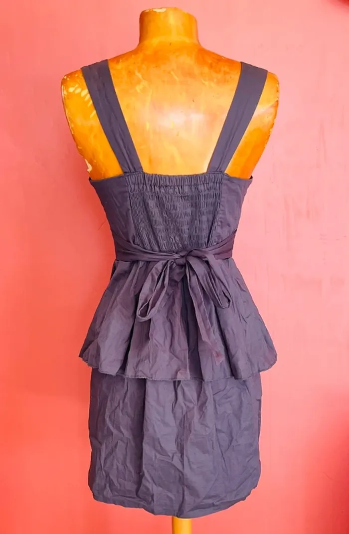 Élégante robe marron-gris, liseret corail à nouer vintage - photo numéro 2