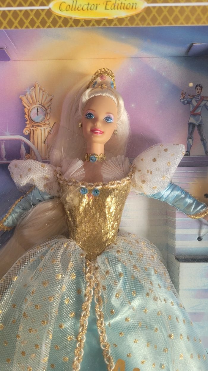 Barbie Cendrillon vintage 1996 neuve dans sa boîte. - photo numéro 2