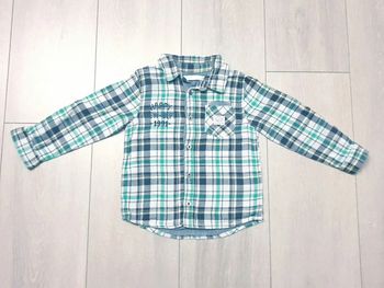 Chemise blanc+ verte + bleu. Garçon 3 ans. Marque Gémo