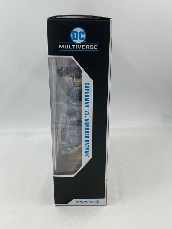 Coffret figurines Dc SuperMan Vs Armored Batman Mac Farlane neuf - photo numéro 4
