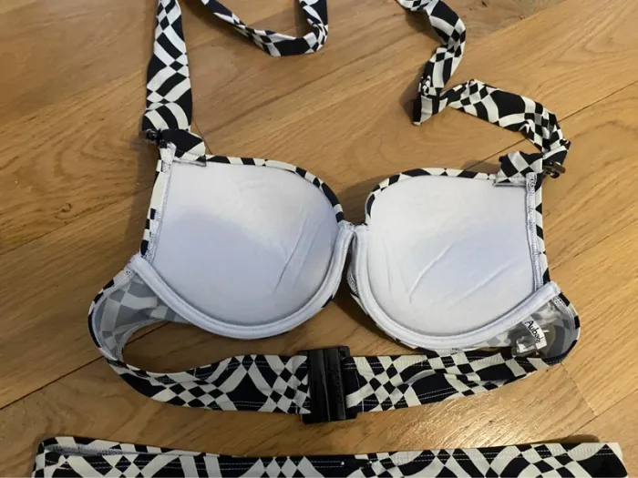 Maillot de bain 2 pièces Aubade en 38, 90B - photo numéro 10