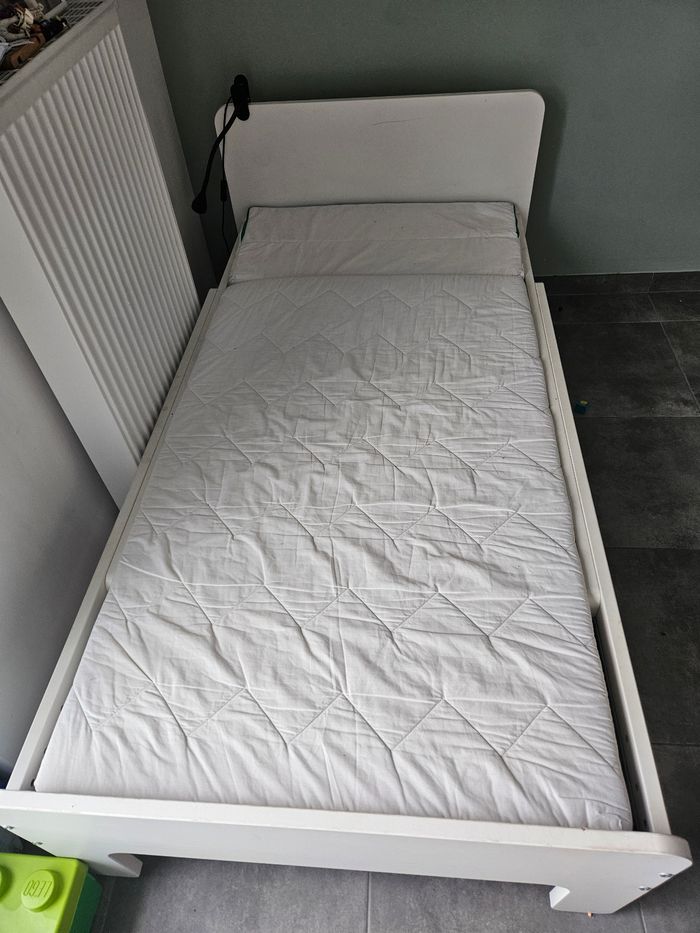 Lit enfant évolutif ikea