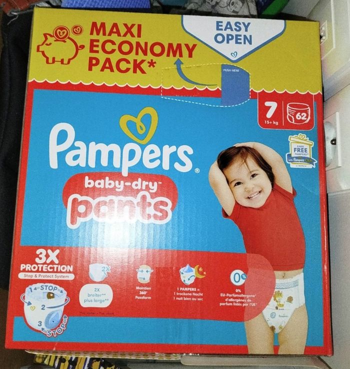 Couches Pampers pants taille 7
