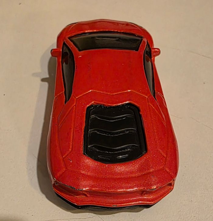 Lamborghini Aventador rouge miniature Maisto - photo numéro 3