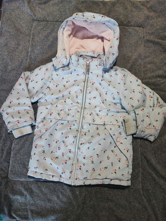 Blouson imperméable et polaire à l'intérieur Primark taille 5-6 ans