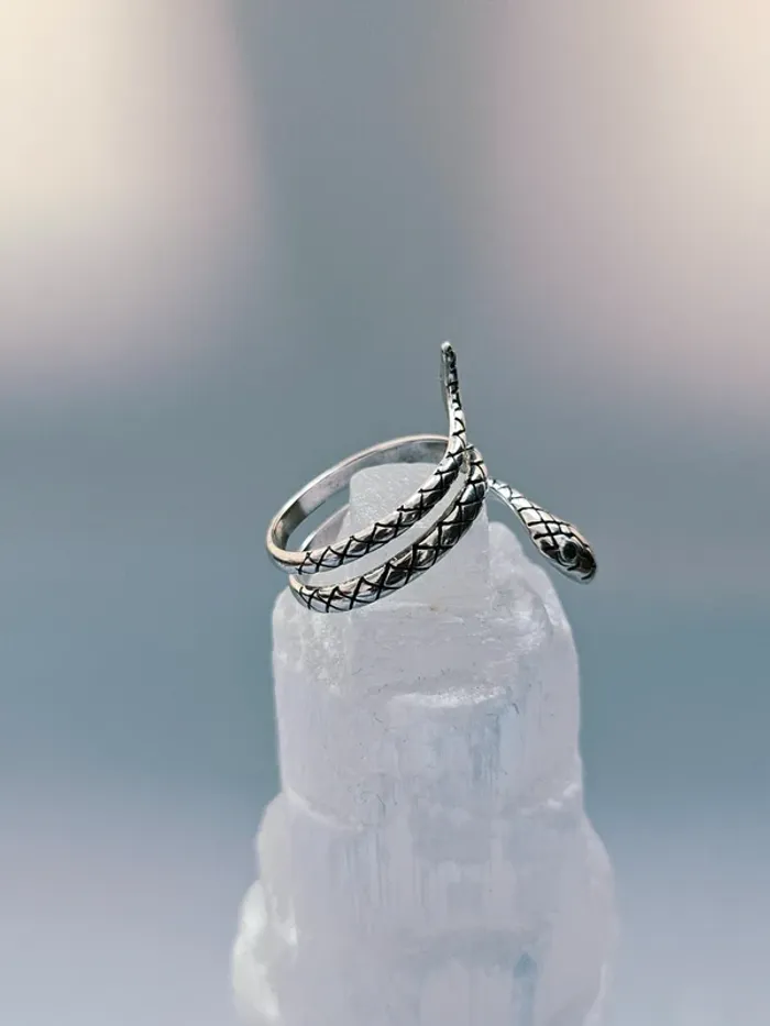 Bague acier inoxydable serpent enroulé yeux verts ajustable - photo numéro 3