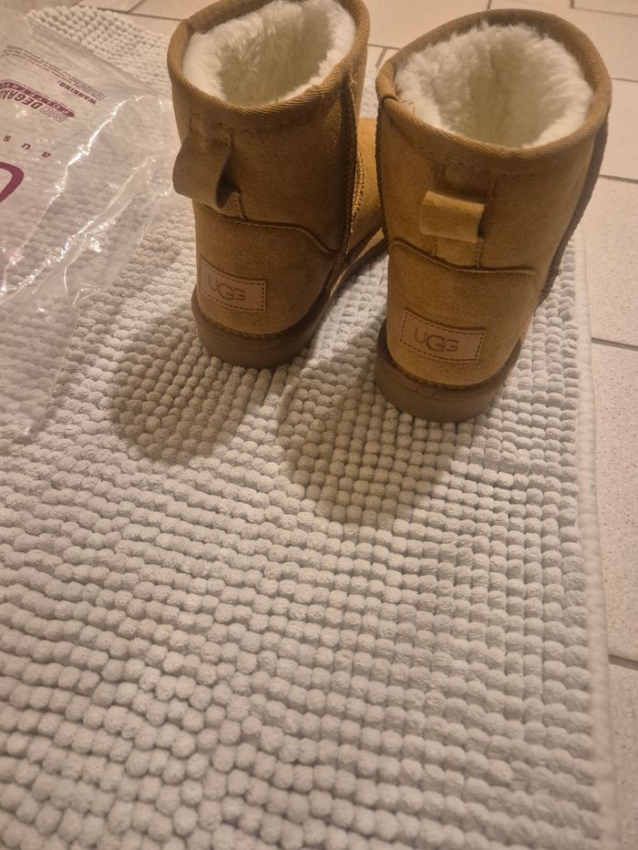 Ugg taille 36 - photo numéro 2