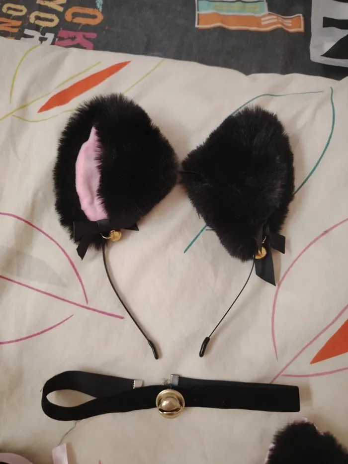 Déguisement cosplay sexy chat avec clochettes - photo numéro 2