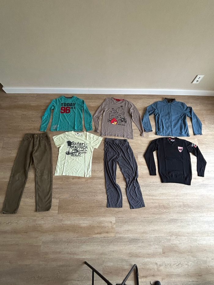 Lot vêtements garçon 12 ans – Pulls, pantalons, t-shirts, sweat Angry Birds