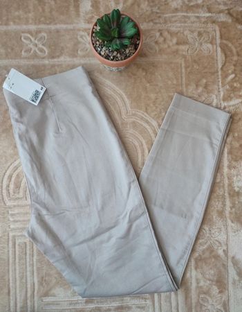 Pantalon moulant skinny taille 40 💫