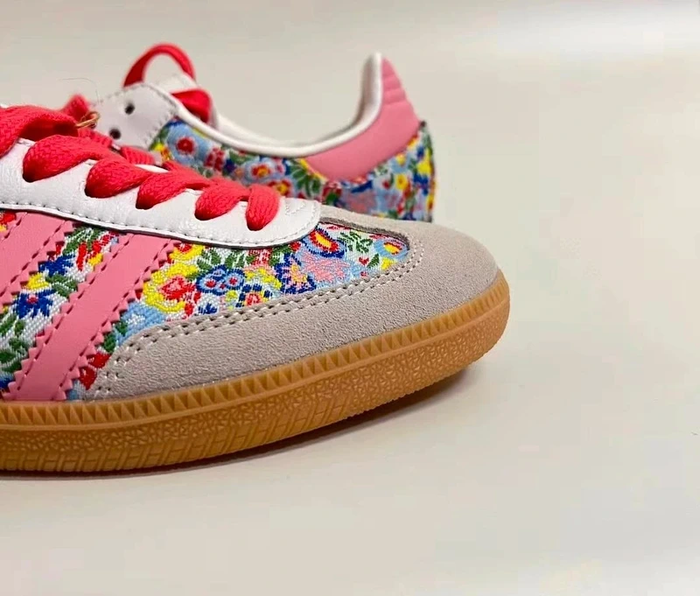 Baskets Adidas Special taille 39 - photo numéro 4