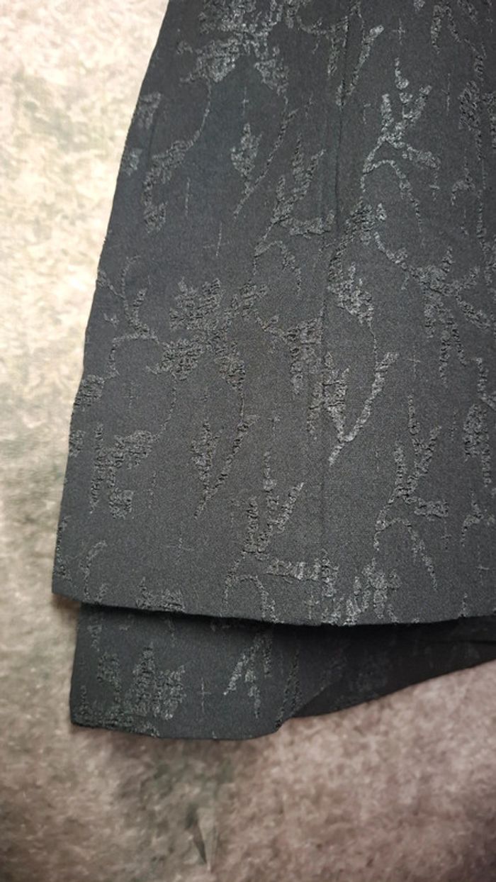 Robe noire fleurs tissu jacquard - photo numéro 15