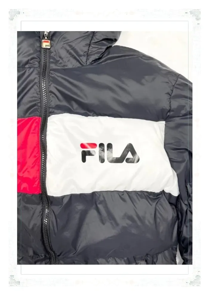 Fila doudoune noire à capuche pour homme taille M avec empiècements rouges et blancs – très bon état - photo numéro 3