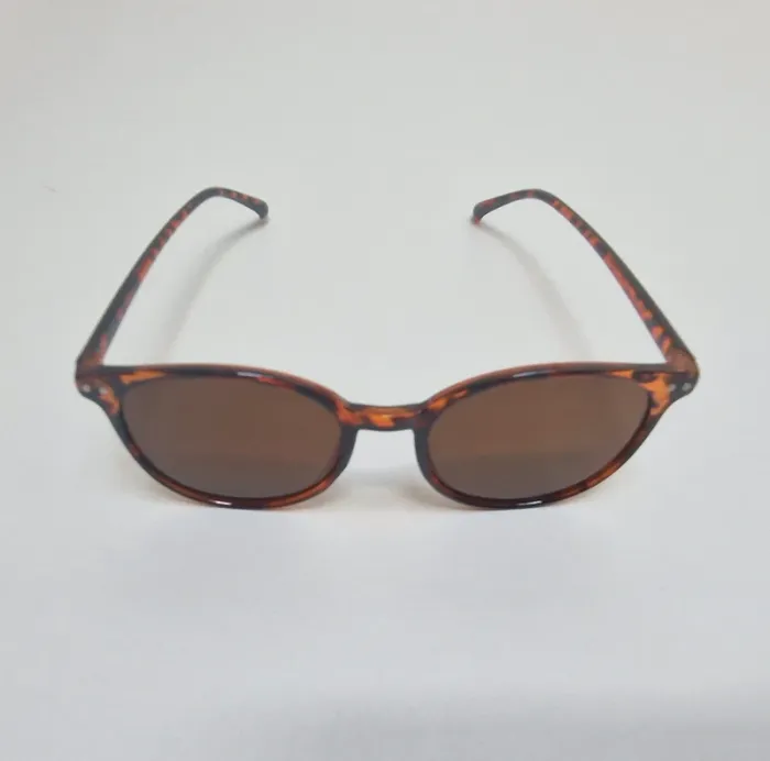 Lunettes de soleil - photo numéro 5