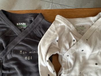 Lot de 2 bodies - Kiabi - 1 mois