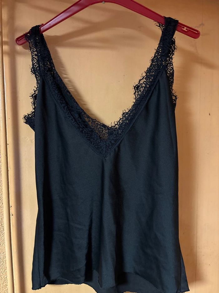 Lot 3 débardeurs femme