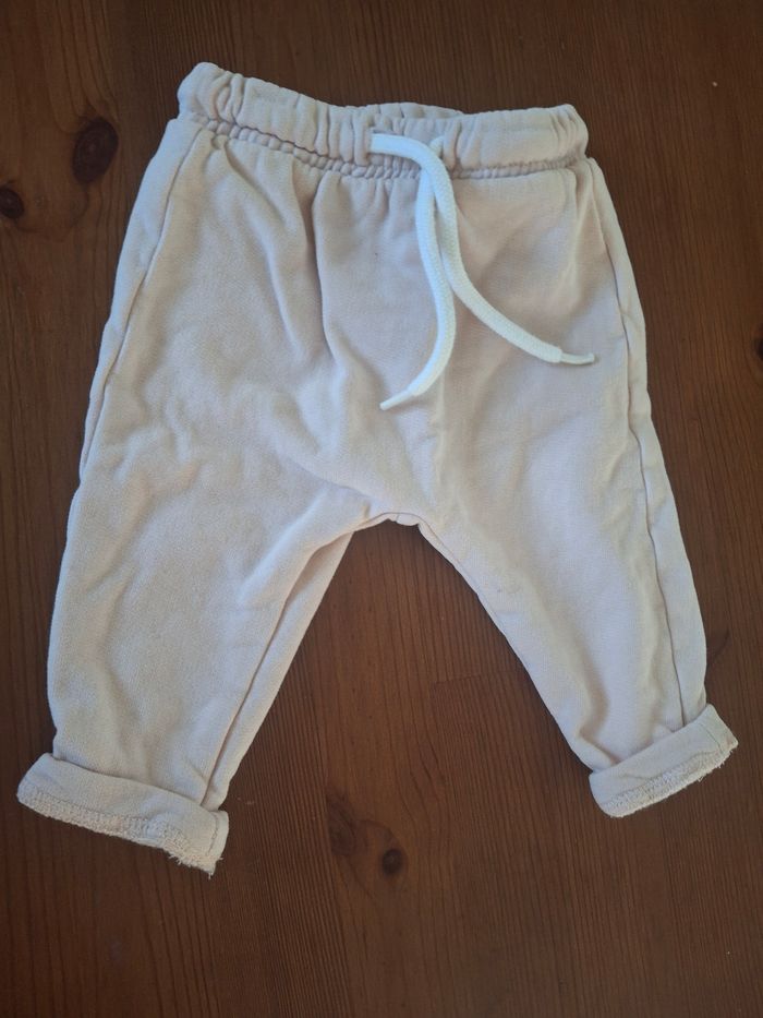 Lot 2 joggings - photo numéro 2