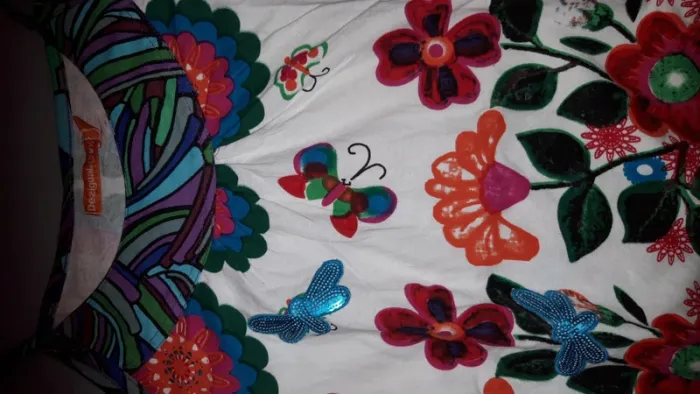 T shirt desigual taille 13 /14 ans - photo numéro 2