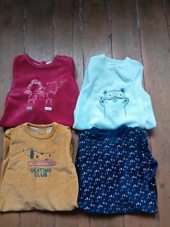 Lot de 4 pyjamas 6 mois