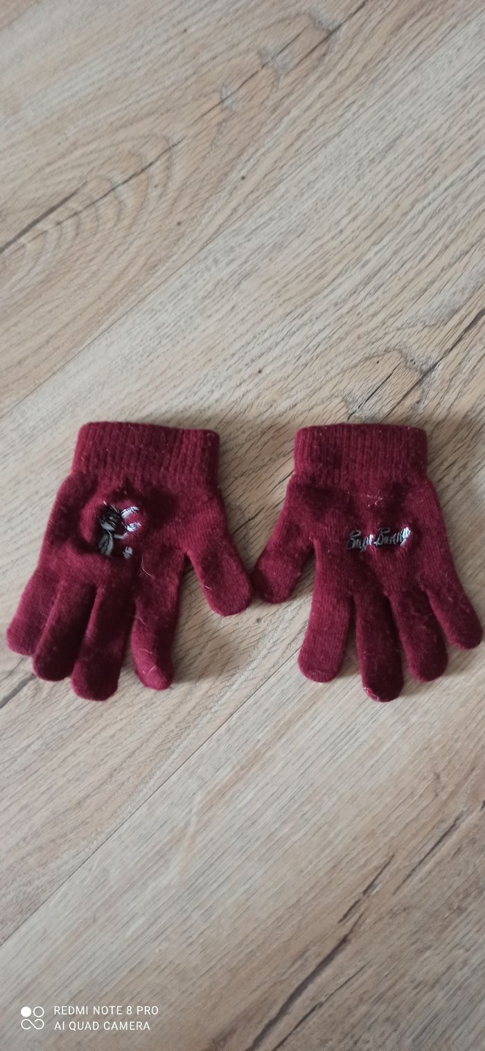 Gants bugs bunny 4 ans
