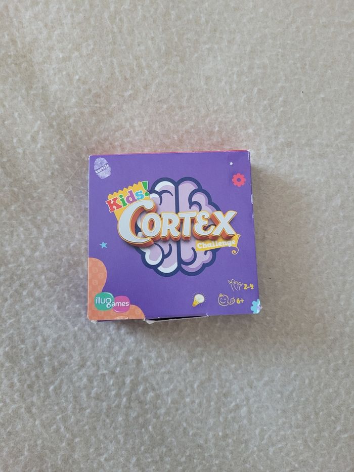Jeu de carte asmodee cortex