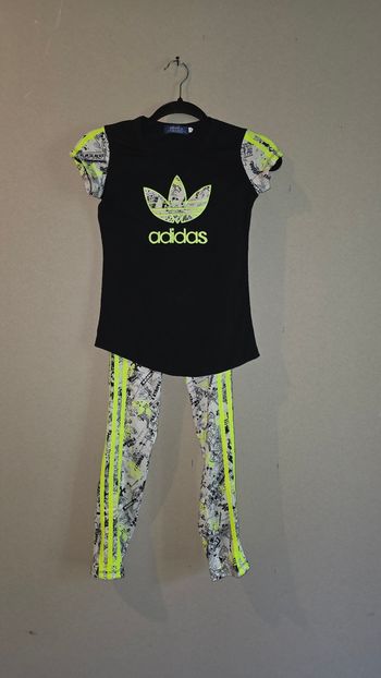 🌺 ensemble Adidas original taille 14 ans 🌺 