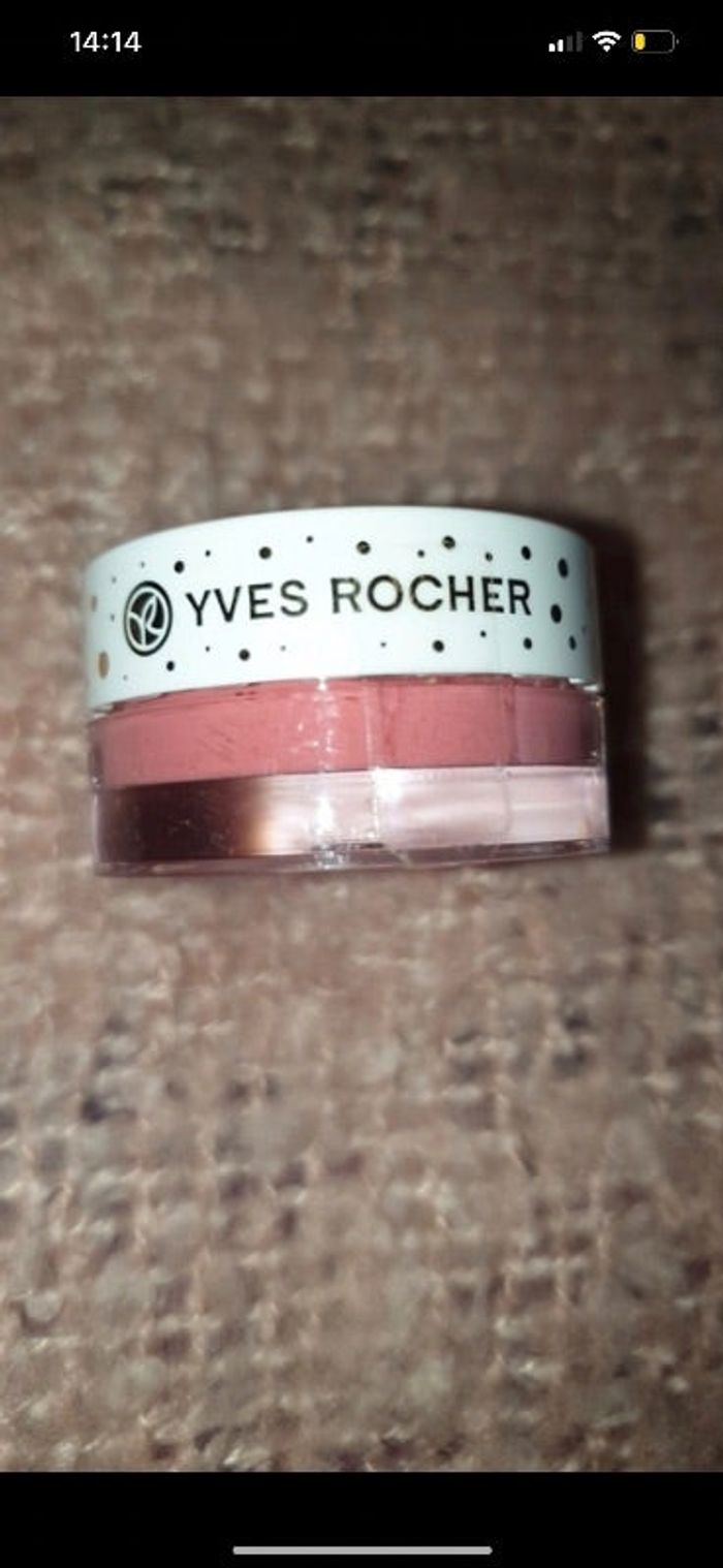 Baume à lèvre yves rocher
