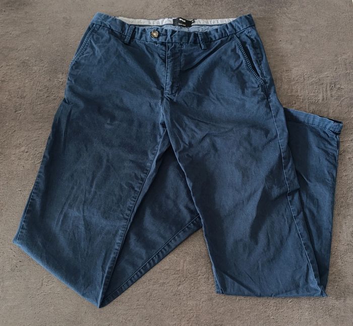 Pantalon Chino bleu marine Easi Slim
Taille : 40 - photo numéro 3