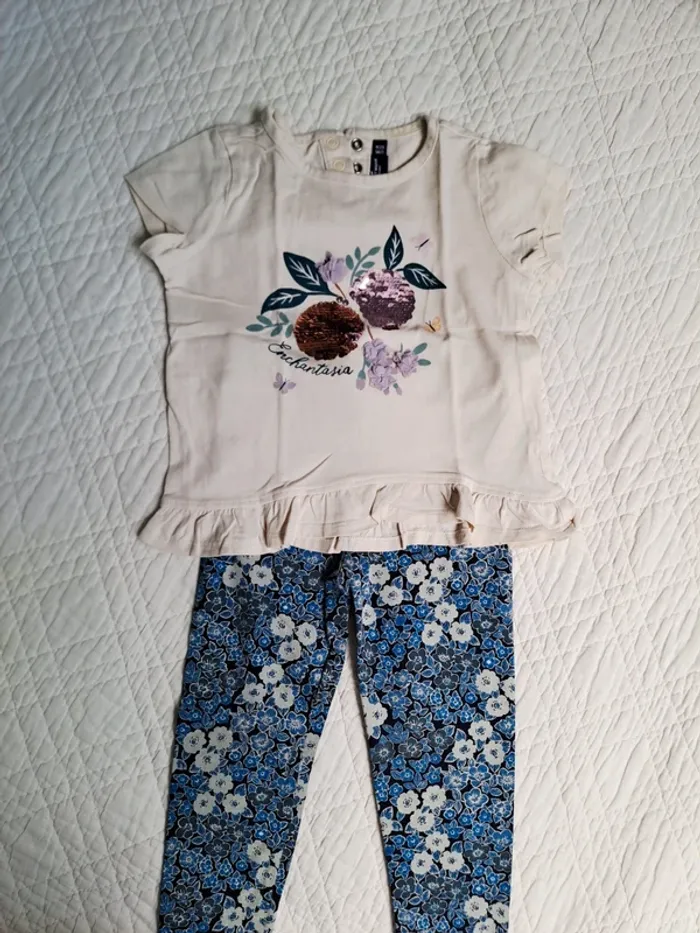 EnsembleTee-shirt et Legging SGM - 2 ans