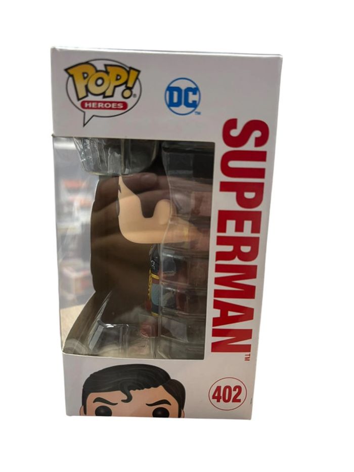 Figurine Funko Pop Dc Comics Superman 402 neuf - photo numéro 4