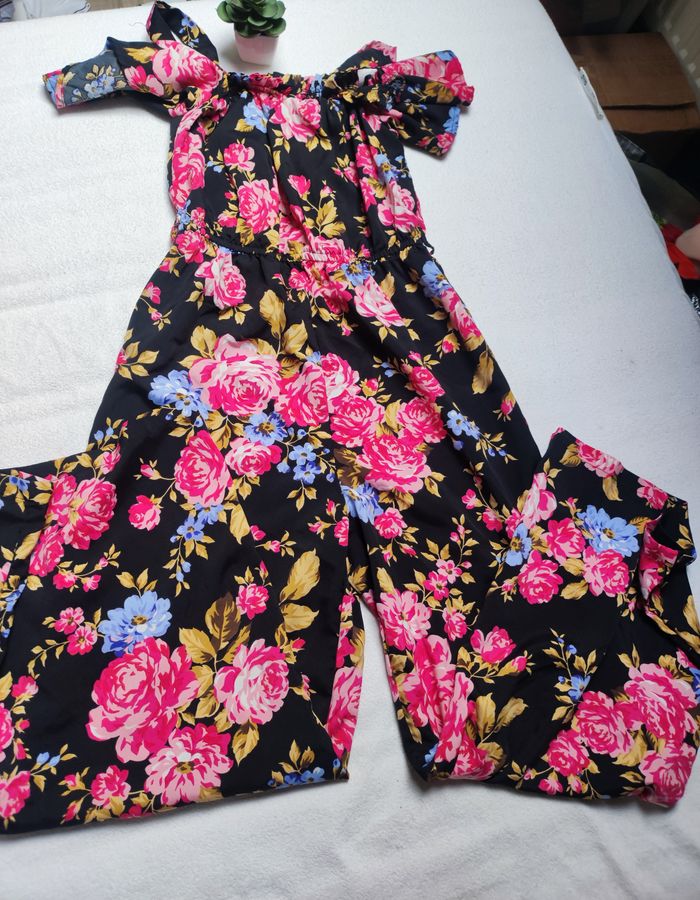Combi pantalon légère noire à fleurs – Taille 12/13 ans – Shein - photo numéro 2