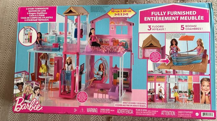 🩷 Maison Barbie de Luxe – 3 Étages – 5 Chambres – Entièrement Meublée – Neuve 🌟 - photo numéro 2