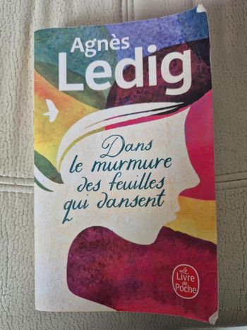 Livre Dans le murmure des feuilles qui dansent